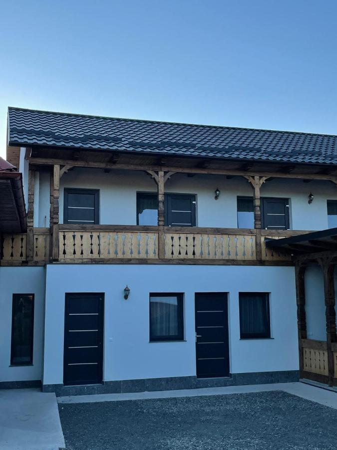 Casa De Langa Padure Hotel Sighetu Marmaţiei Екстериор снимка